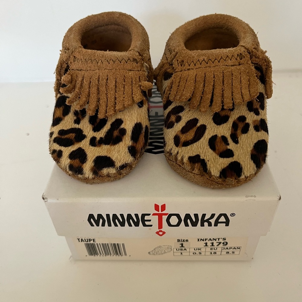 Minnetonka infant moccasin
